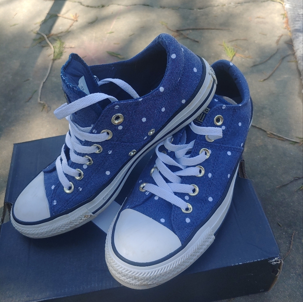 Converse shoes